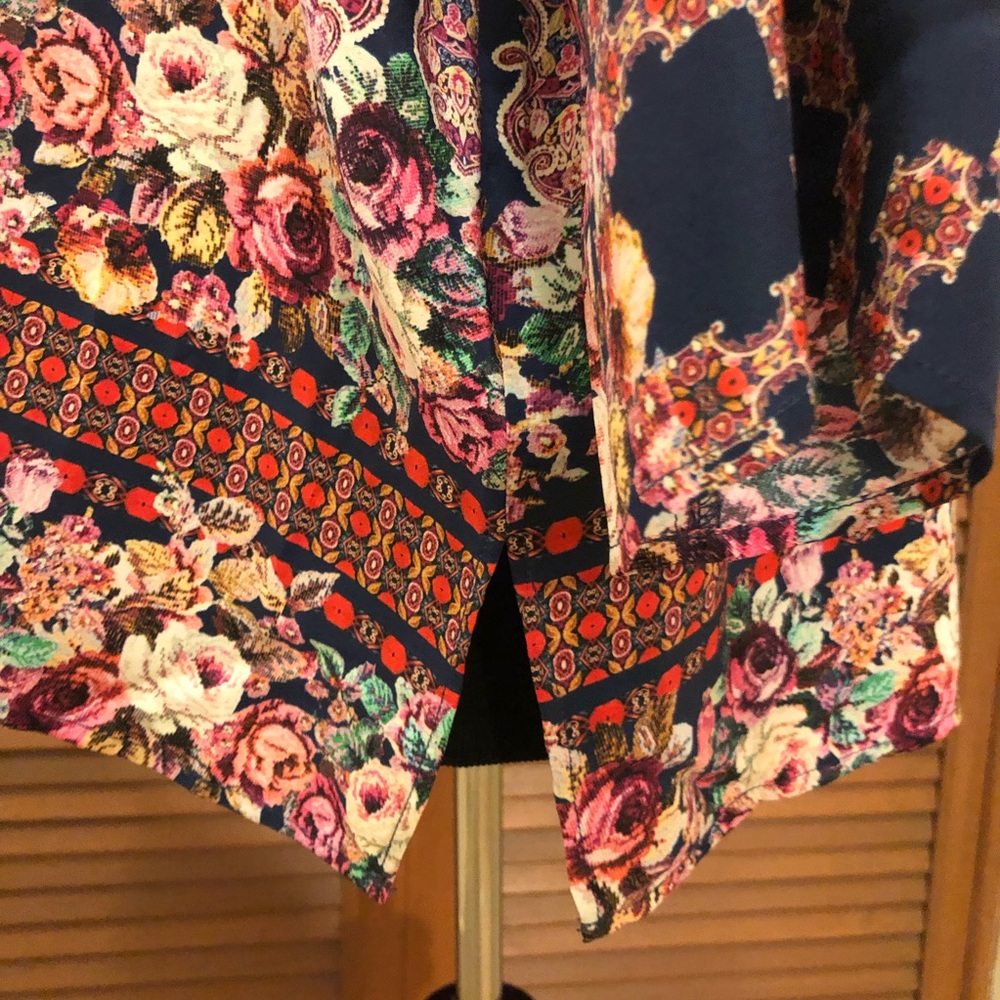 Anthro Kachel Garden tapestry print silk top 10 - Picture 6 of 12
